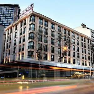 Hotel Grand Aras &